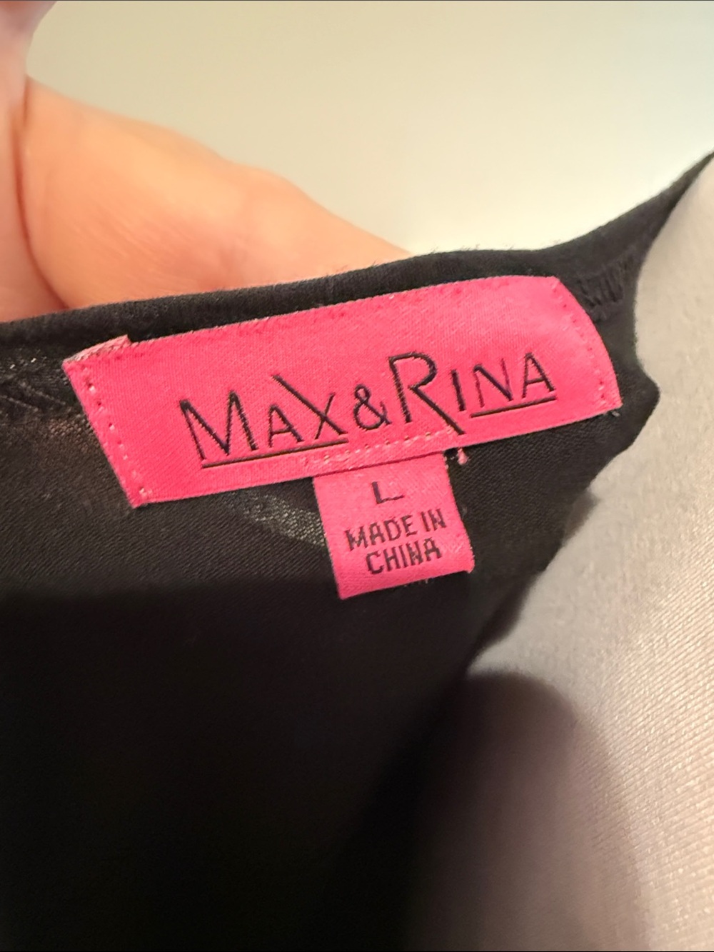 Max & Rina Black Top with Bright Pink Label - Picture 4 of 8